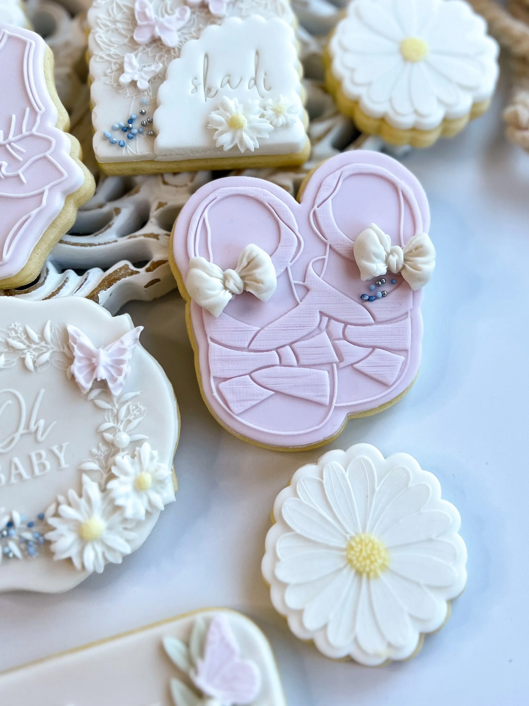 Little Girl Sandals   Cutter